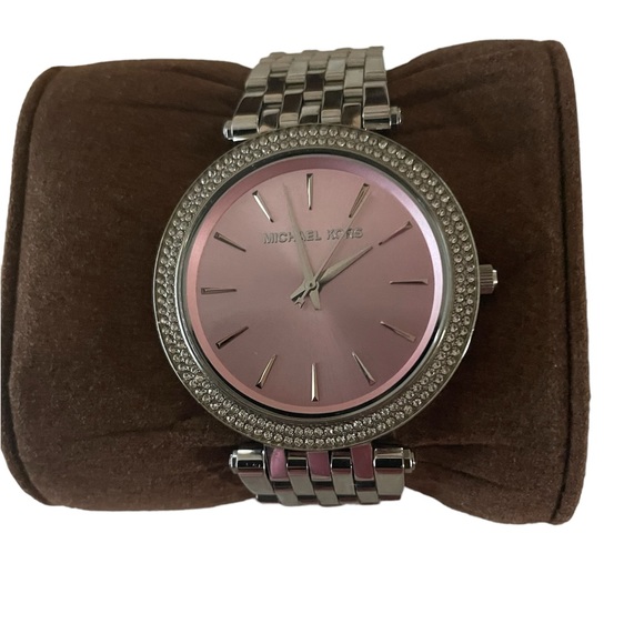 Lady’s Michael Kors Watch - Picture 2 of 2